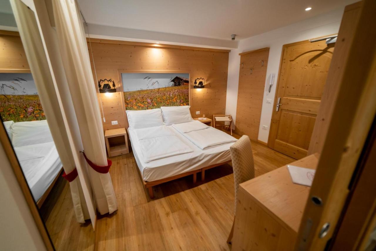 Al Sole Mountain Chic Hotel โฟลกาเรีย ห้อง รูปภาพ